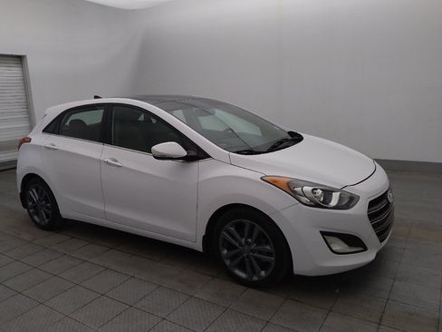 Used 2016 Hyundai Elantra GT w/ Option Group 03 FWD image 11