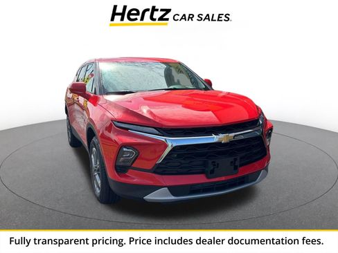 Used 2026 Chevrolet Blazer LT FWD image 1