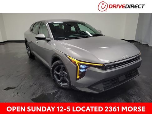 Used 2025 Kia K4 FWD image 1