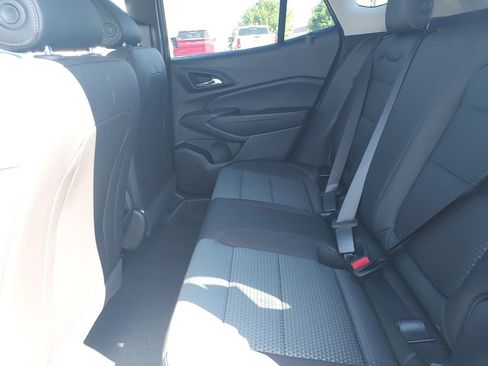 New 2026 Chevrolet Trax LT w/ LT Convenience Package FWD image 14