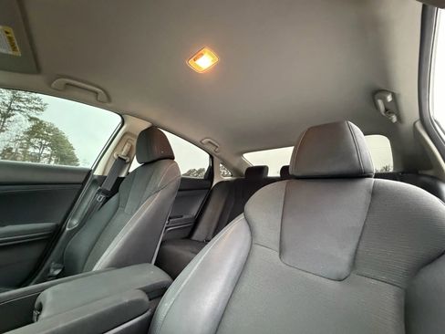 Used 2019 Honda Insight LX image 25