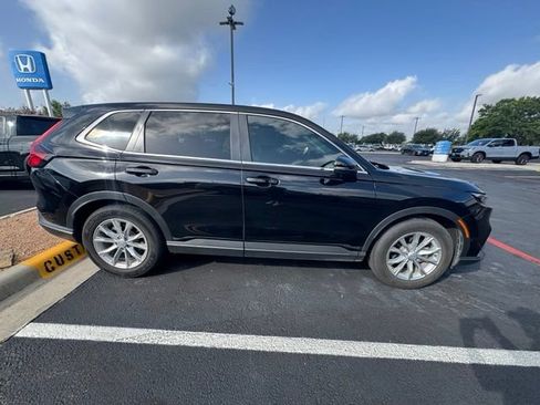 Used 2025 Honda CR-V EX image 4