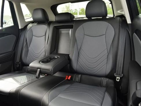 New 2026 Volkswagen Tiguan SE image 22