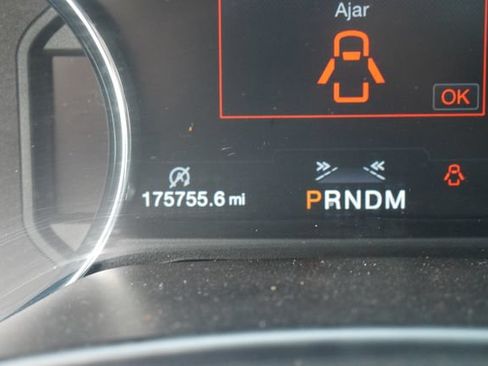 Used 2017 Ford F150 Platinum w/ Equipment Group 701A Luxury AWD/4WD image 21
