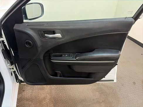 Used 2019 Dodge Charger Police w/ Street Appearance Group image 34