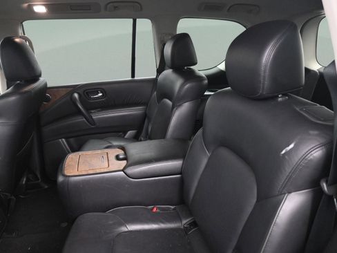 Used 2021 Nissan Armada SL w/ Captain's Chairs Package AWD/4WD image 33