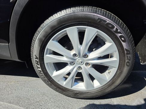 Used 2013 Toyota RAV4 Limited AWD/4WD image 11