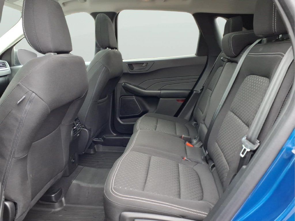 Used 2023 Ford Escape Active AWD/4WD image 10