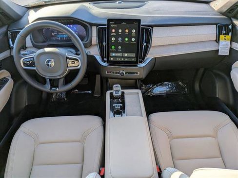 New 2026 Volvo XC90 T8 Plus w/ Protection Package Premier image 16