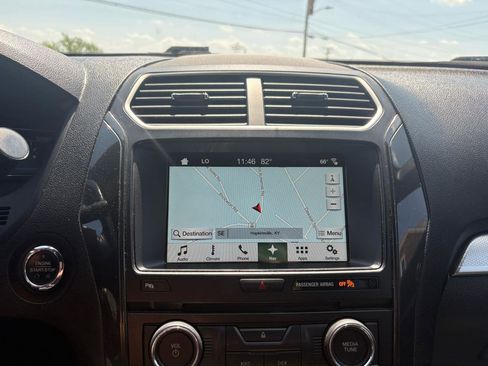 Used 2017 Ford Explorer XLT w/ Equipment Group 202A image 19