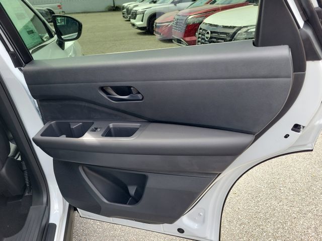 New 2026 Nissan Pathfinder SV FWD image 31
