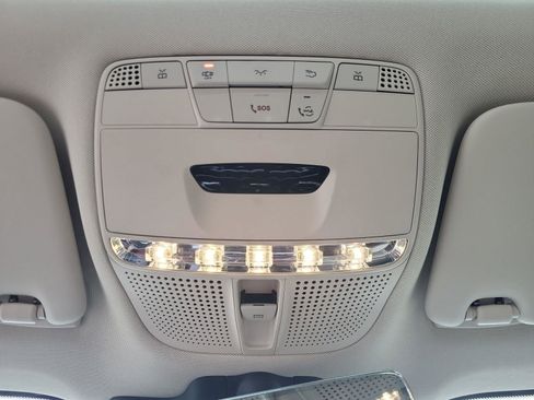 Used 2022 Mercedes-Benz GLC 300 GLC 300 image 17