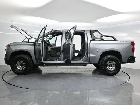 Used 2025 Chevrolet Silverado 1500 Custom Trail Boss w/ LPO, Dark Essentials Package AWD/4WD image 43