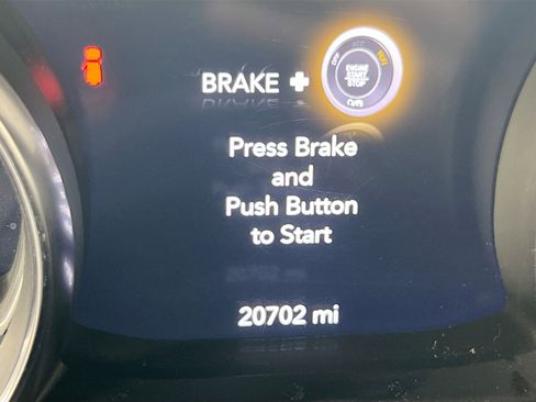 Used 2022 Jeep Wrangler Unlimited Sahara w/ Cold Weather Group image 12