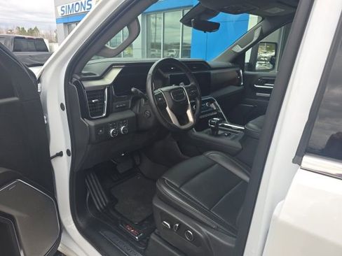 Used 2024 GMC Sierra 1500 Denali w/ Denali Reserve Package image 10