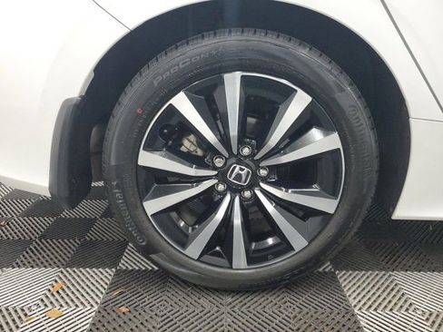 Used 2024 Honda Civic EX-L image 7