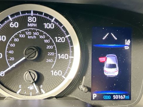 Used 2021 Toyota Corolla LE w/ LE Convenience Package FWD image 22