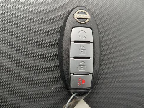 Used 2023 Nissan Frontier PRO-4X w/ Pro Convenience Package image 24