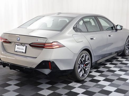 Certified 2025 BMW i5 M60 w/ Premium Package image 19