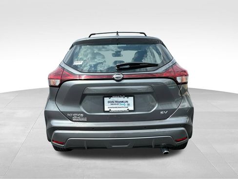 Used 2023 Nissan Kicks SV w/ Exterior Package FWD image 4