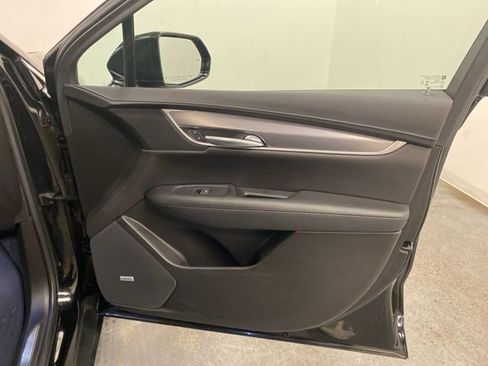 Used 2019 Cadillac XT5 Luxury image 25