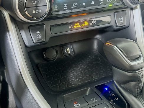 Used 2023 Toyota RAV4 XLE Premium FWD image 30