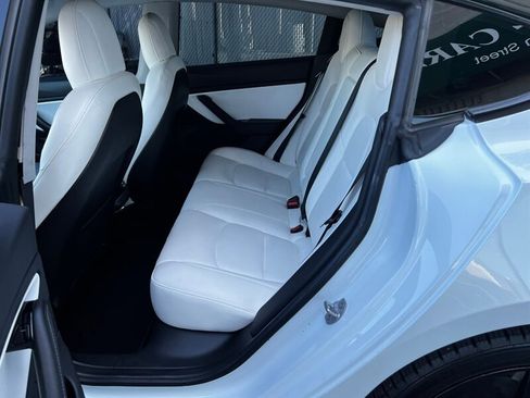 Used 2019 Tesla Model 3 Standard Range Plus RWD image 20