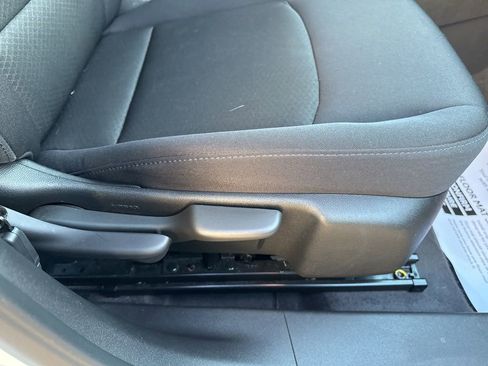 Used 2024 Chevrolet Malibu LT image 28