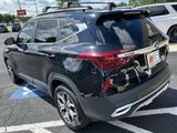 Used 2021 Kia Seltos EX image 4