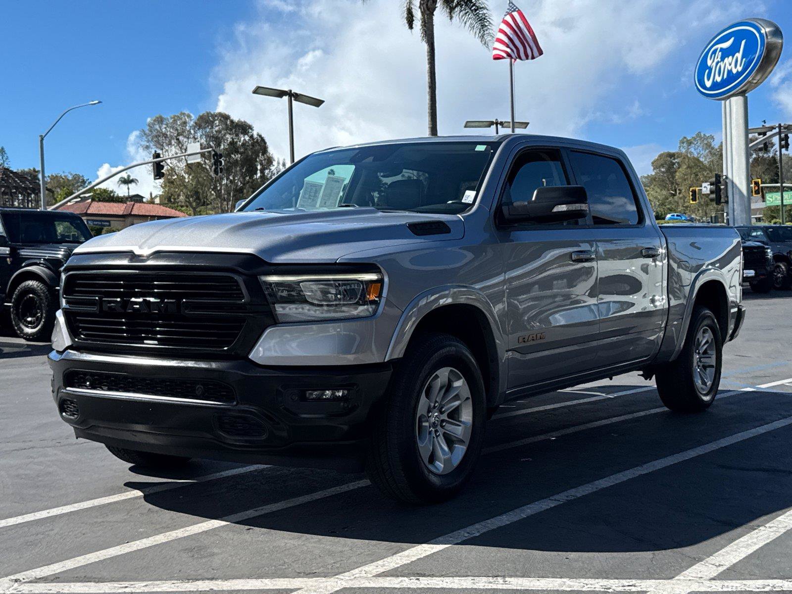 Used 2021 RAM 1500 Laramie AWD/4WD image 4
