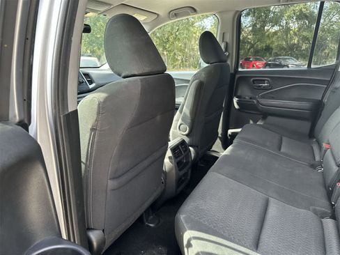 Used 2019 Honda Ridgeline Sport image 12
