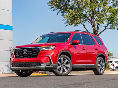 Used 2025 Honda Pilot Touring