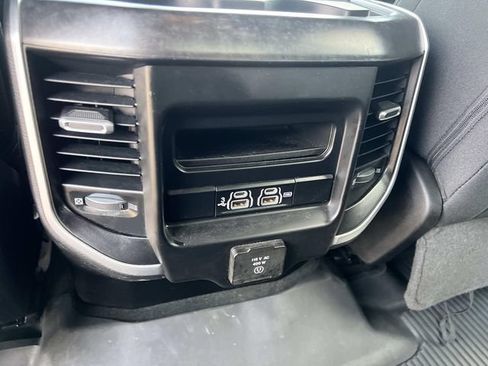 Used 2020 RAM 1500 Big Horn AWD/4WD image 13