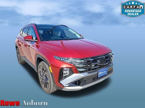 Certified 2025 Hyundai Tucson Limited image 1