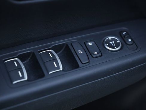 Used 2024 Honda CR-V EX-L image 18