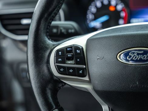 Used 2021 Ford Explorer Limited w/ Equipment Group 301A image 35