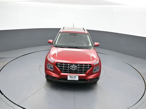 Certified 2023 Hyundai Venue SEL FWD image 35