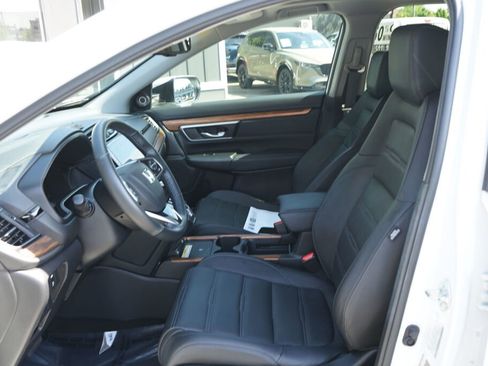 Used 2020 Honda CR-V Touring image 18