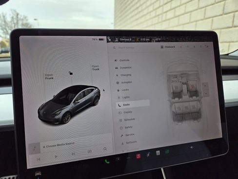 Used 2018 Tesla Model 3 Long Range image 49