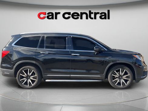 Used 2019 Honda Pilot Touring image 6