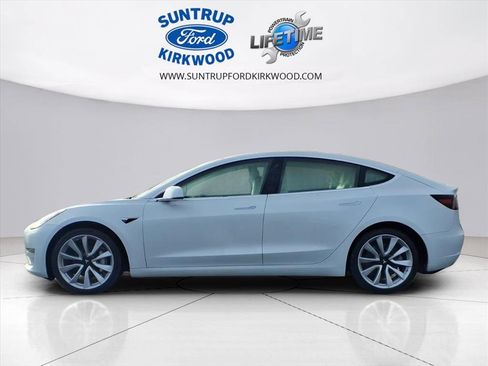 Used 2019 Tesla Model 3 image 15