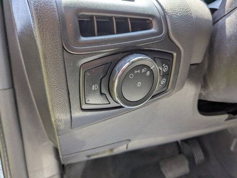 Used 2012 Ford Focus SEL FWD image 17