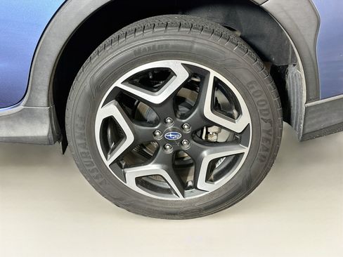 Used 2020 Subaru Crosstrek 2.0i Limited w/ Moonroof Package AWD/4WD image 11