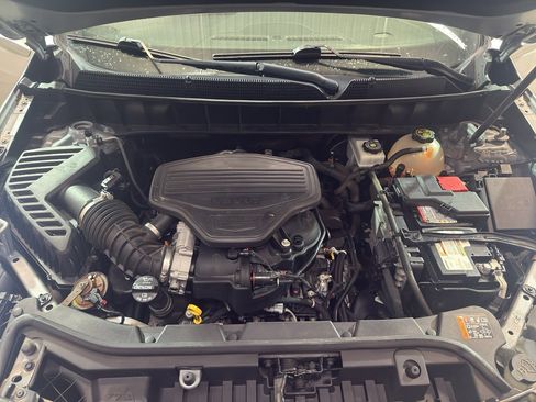 Used 2019 Cadillac XT5 Luxury w/ Sport Package image 32