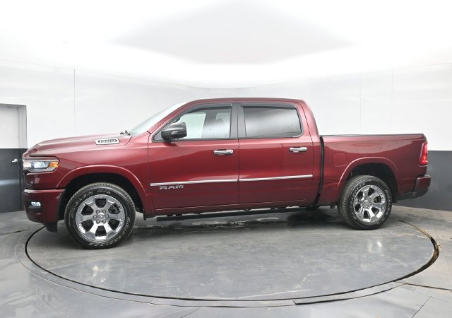 Used 2025 RAM 1500 Big Horn AWD/4WD image 11