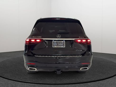 New 2026 Mercedes-Benz GLS 580 4MATIC image 6