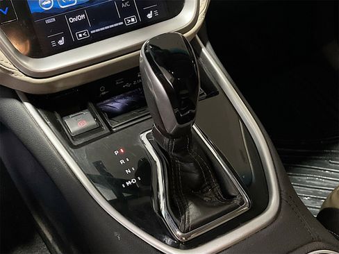 Used 2021 Subaru Outback Limited XT image 17