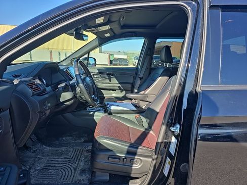 Used 2022 Honda Ridgeline Black Edition image 11