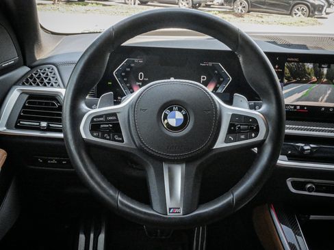 Used 2024 BMW X5 xDrive40i AWD/4WD image 18