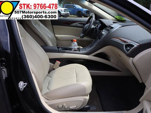 Used 2013 Lincoln MKZ AWD image 20